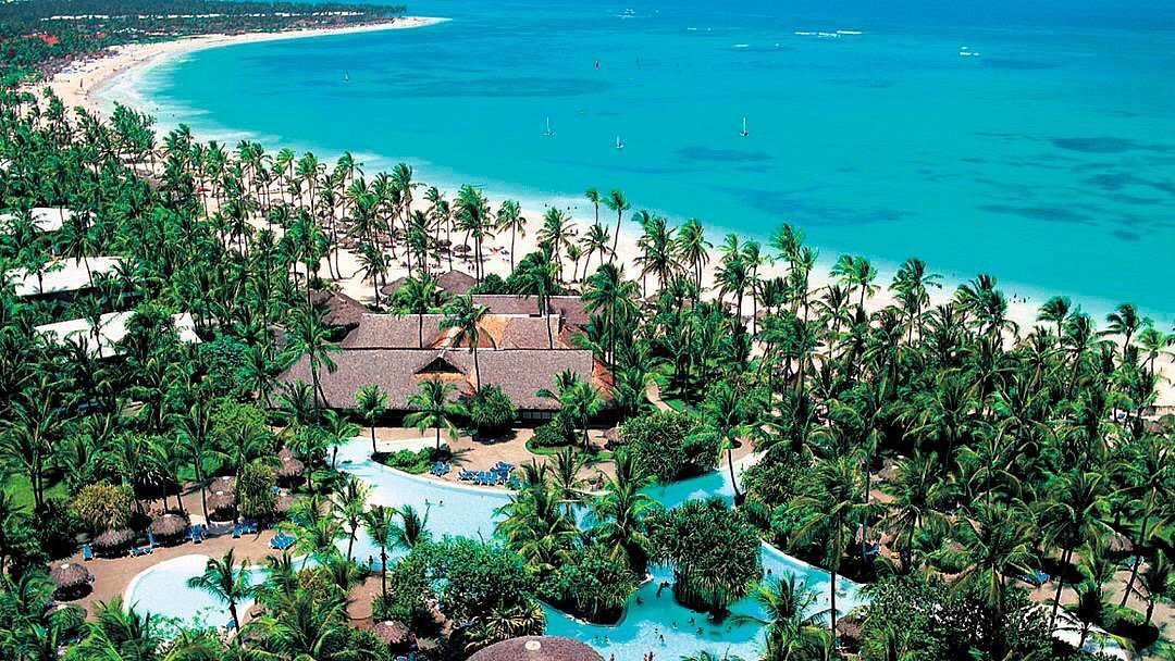 Bávaro Beach with its white sand and palm trees