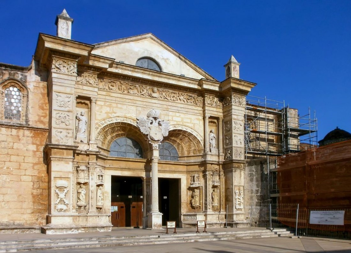 Basilica Cathedral of Santa María la Menor, the oldest cathedral in the Americas