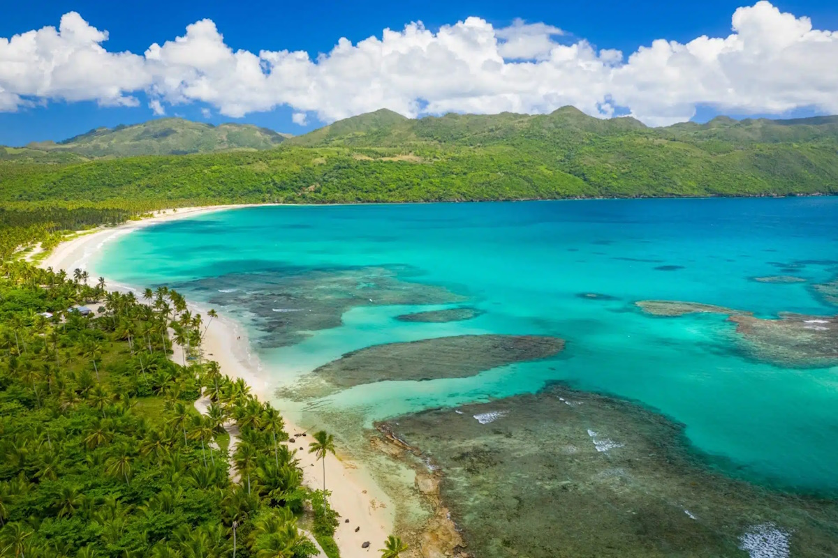 Samaná peninsula view